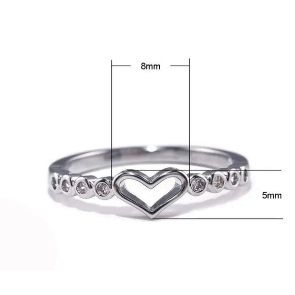 Sterling Silver Heart Ring - Picture 4 of 5